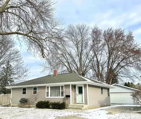 71 S Sallie Ave, Fond Du Lac, WI 54935