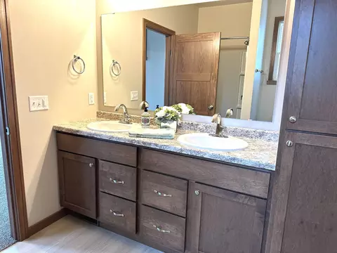Bath - N9257 Breezy Way, Appleton, WI 54915 photo 1 of 2