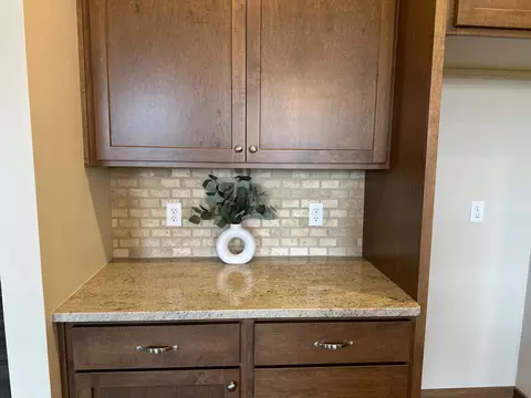 Kitchen - N9257 Breezy Way, Appleton, WI 54915 photo 2 of 4