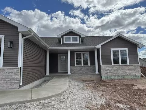 Exterior - n9036 Cedar Ct, Menasha, WI 54952 photo 2 of 3