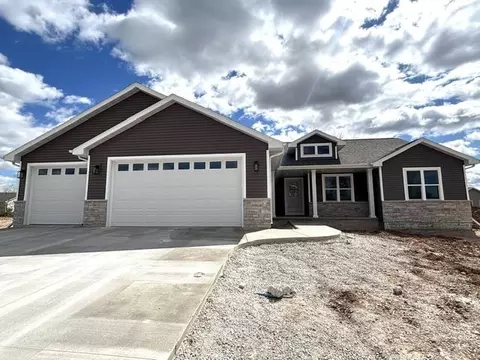 N9036 Cedar Court, Menasha, WI 54952