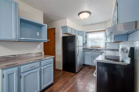 Kitchen - 1575 Covington Dr, Oshkosh, WI 54904 photo 1 of 2