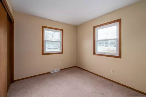Bedroom - 1575 Covington Dr, Oshkosh, WI 54904 photo 3 of 4