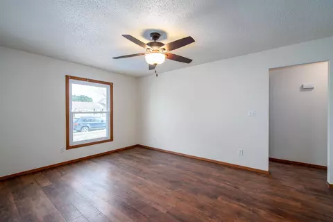 Living - 1575 Covington Dr, Oshkosh, WI 54904 photo 1 of 3