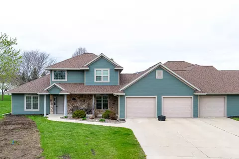 180 E River Dr, De Pere, WI 54115