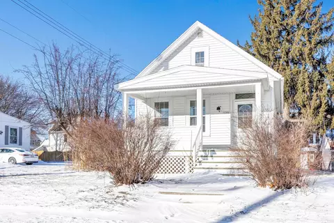 1306 New York Ave, Manitowoc, WI 54220