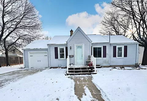 1813 W Summer St, Appleton, WI 54914