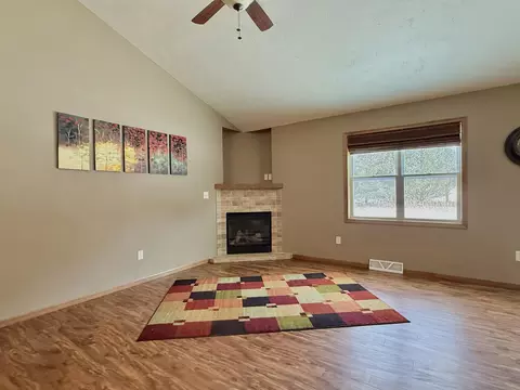 Living - 264 Jasmine Dr, Berlin, WI 54923 photo 1 of 5