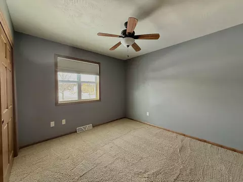 Bedroom - 264 Jasmine Dr, Berlin, WI 54923 photo 4 of 13