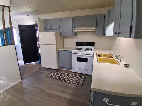 Kitchen - 507 E Groninger St, Suring, WI 54174 photo 2 of 2