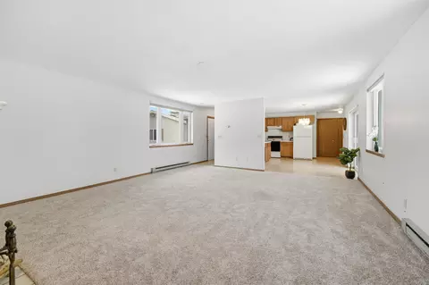 Living - 1035 S West Ct #B, Appleton, WI 54915 photo 2 of 5