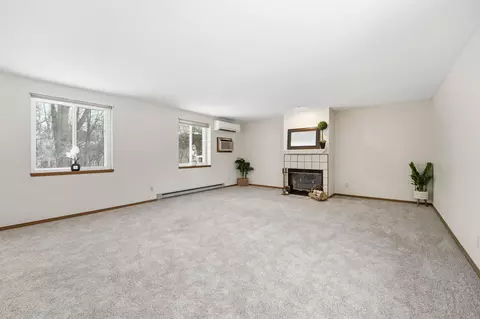 Living - 1035 S West Ct #B, Appleton, WI 54915 photo 1 of 5