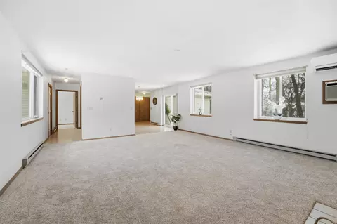 Living - 1035 S West Ct #B, Appleton, WI 54915 photo 3 of 5