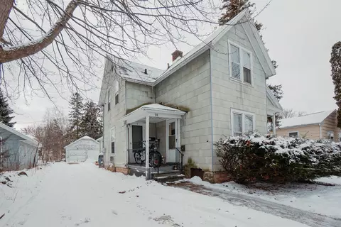 94 E 12th St, Fond Du Lac, WI 54935
