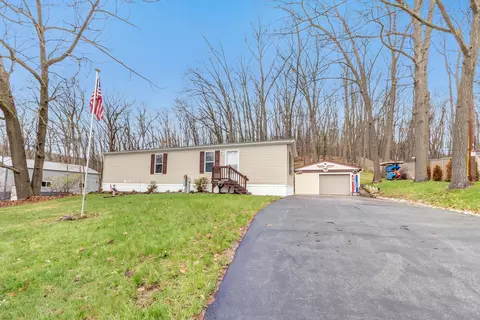 10675 W Rost Lake Rd, Coleman, WI 54112
