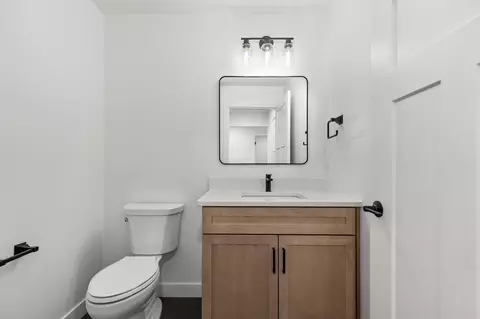Bath - W5621 Tonys Way, Appleton, WI 54915 photo 5 of 5