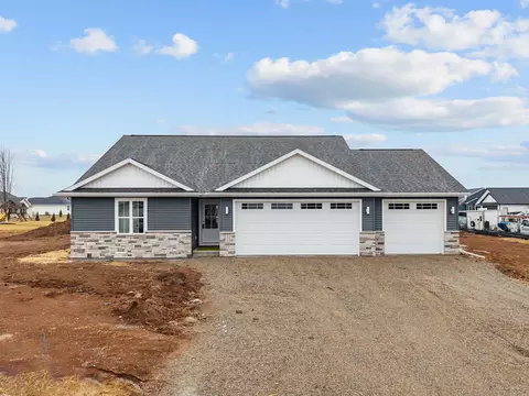 W5621 Tonys Way, Appleton, WI 54915