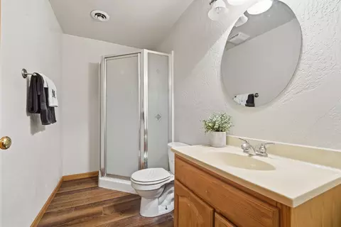 Bath - n194 Eastowne Lane, Appleton, WI 54915 photo 4 of 4