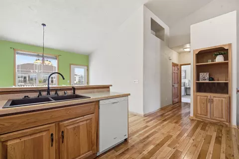 Entry Way - n194 Eastowne Lane, Appleton, WI 54915 photo 1 of 1