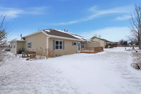 Exterior - n194 Eastowne Lane, Appleton, WI 54915 photo 2 of 4