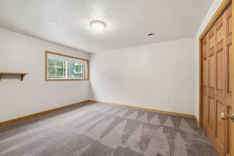 Bedroom - n194 Eastowne Lane, Appleton, WI 54915 photo 5 of 6