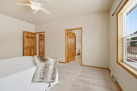 Bedroom - n194 Eastowne Lane, Appleton, WI 54915 photo 2 of 6
