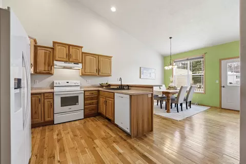 Kitchen - n194 Eastowne Lane, Appleton, WI 54915 photo 1 of 4
