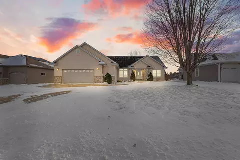 109 Allison Ln, Beaver Dam, WI 53916