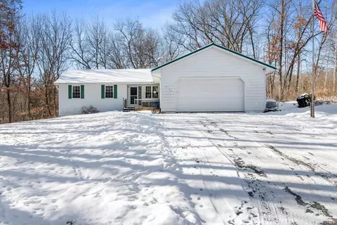n7163 Cozy Oaks Circle, Shawano, WI 54166