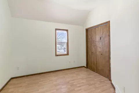Bedroom - 1508 E Wisconsin Ave, Appleton, WI 54911 photo 1 of 5