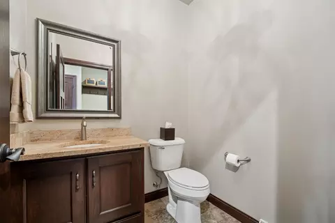 Bath - 6600 N Kurey Dr, Appleton, WI 54913 photo 1 of 5