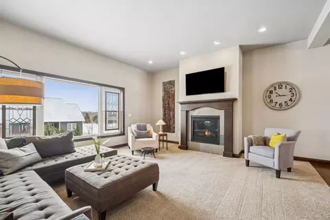 Living - 6600 N Kurey Dr, Appleton, WI 54913 photo 4 of 5