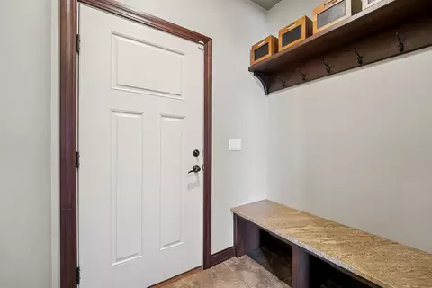 Entry Way - 6600 N Kurey Dr, Appleton, WI 54913 photo 2 of 2