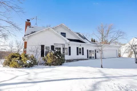 723 N 8th Ave, Sturgeon Bay, WI 54235