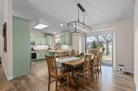 Dining - w5609 Jochmann Drive, Appleton, WI 54915 photo 2 of 2