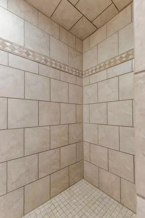 Bath - w5609 Jochmann Drive, Appleton, WI 54915 photo 7 of 7