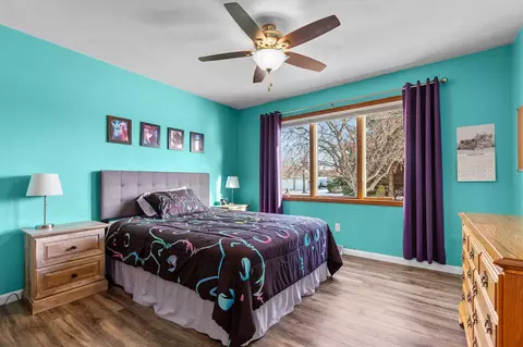 Bedroom - w5609 Jochmann Drive, Appleton, WI 54915 photo 7 of 9