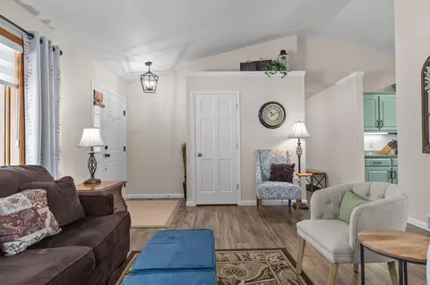 Entry Way - w5609 Jochmann Drive, Appleton, WI 54915 photo 1 of 4