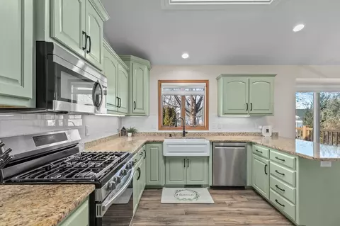 Kitchen - w5609 Jochmann Drive, Appleton, WI 54915 photo 4 of 5