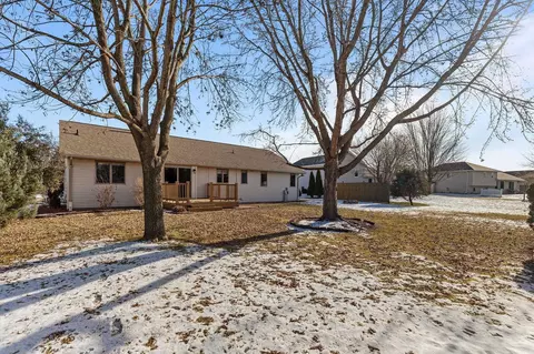 Exterior - w5609 Jochmann Drive, Appleton, WI 54915 photo 5 of 8