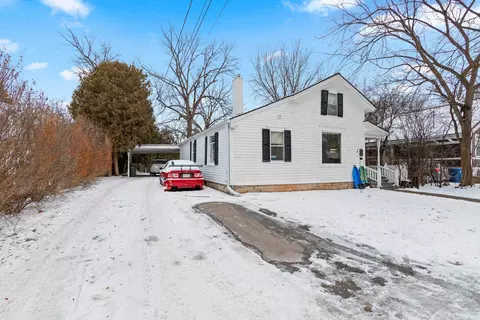 417 Fulton St, De Pere, WI 54115