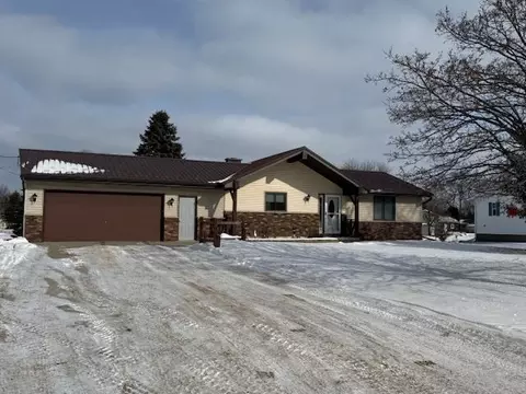 n5680 West Channel Drive, Shawano, WI 54166