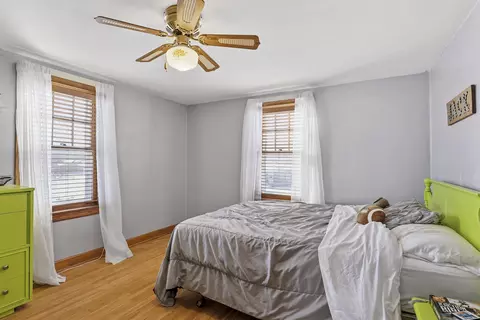 Bedroom - 603 E Goodall St, Appleton, WI 54915 photo 4 of 5