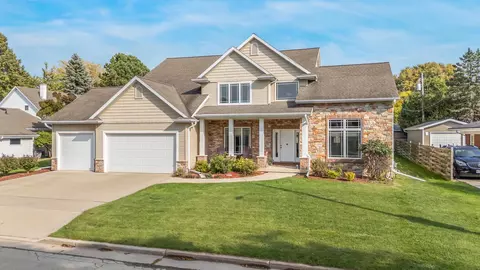 1606 S Carver Ln, Appleton, WI 54914