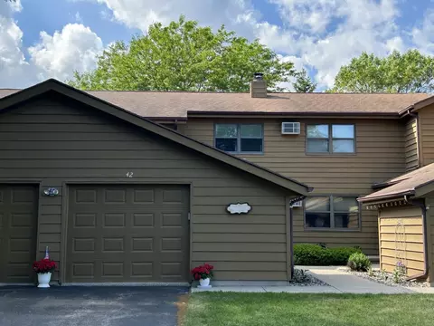 1115 Daniel Ct #42, Neenah, WI 54956