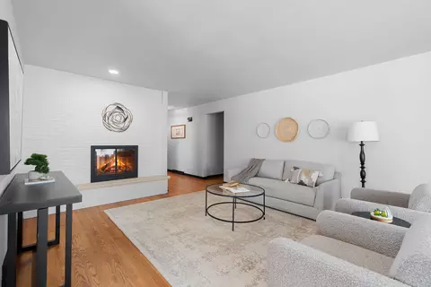 Living - 1040 E Moorpark Ave, Appleton, WI 54911 photo 1 of 3