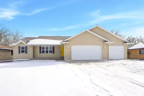 531 Chain Dr, Appleton, WI 54915