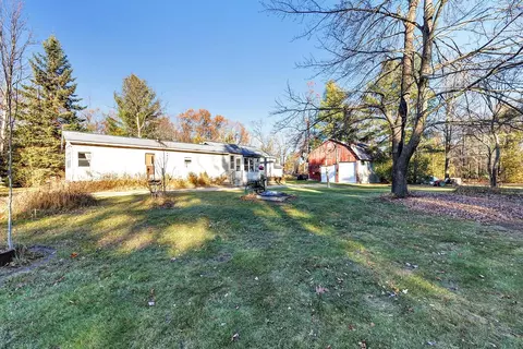 14384 Warrington Lake Dr, Gillett, WI 54124