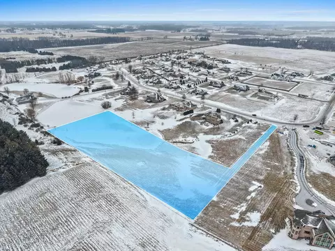silveridge drive, Manitowoc, WI 54220