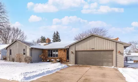 1201 S Irma St, Appleton, WI 54915